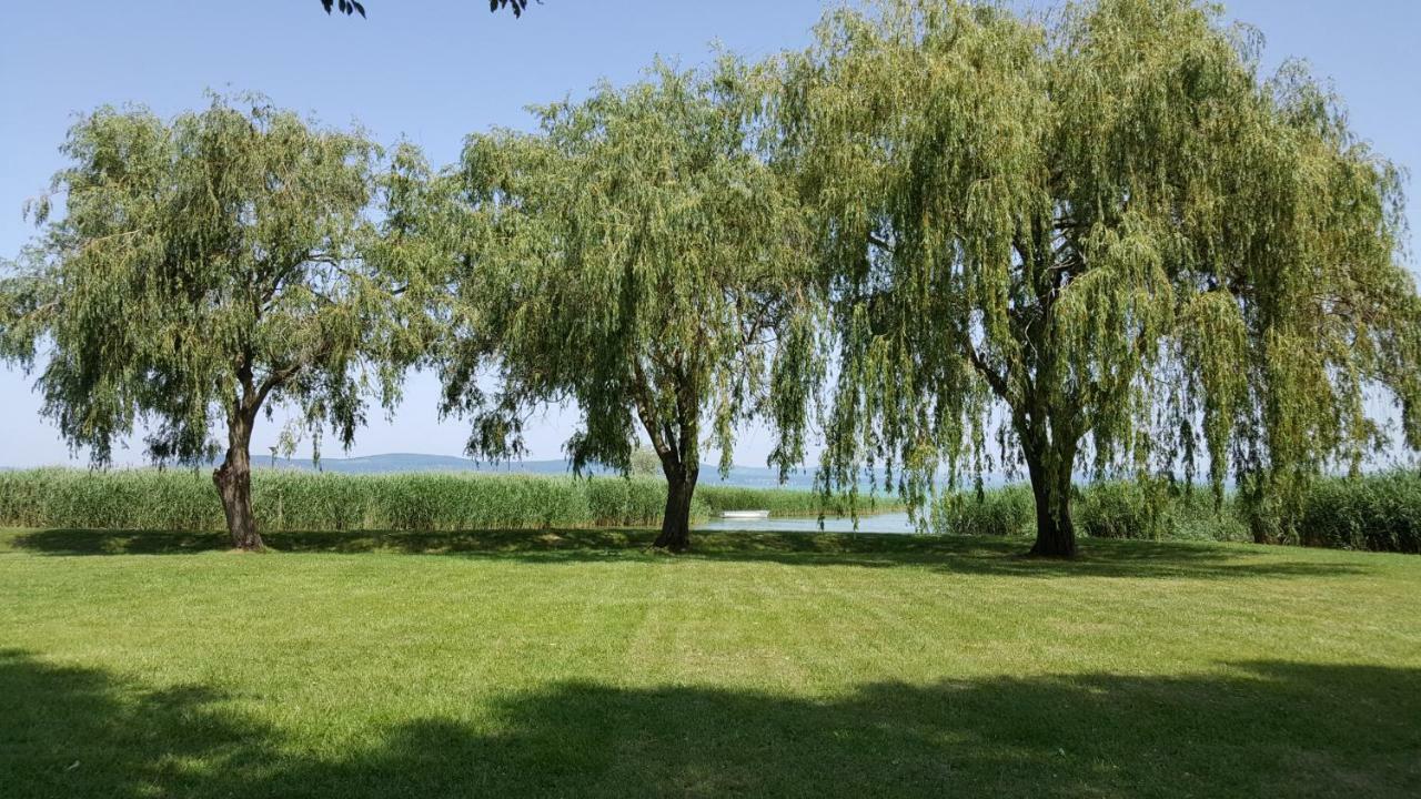 Lelle Resort Cb34 Balatonlelle Exterior photo